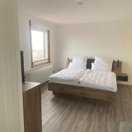 Wunderschoenes Haus Am Waldrand Appartement