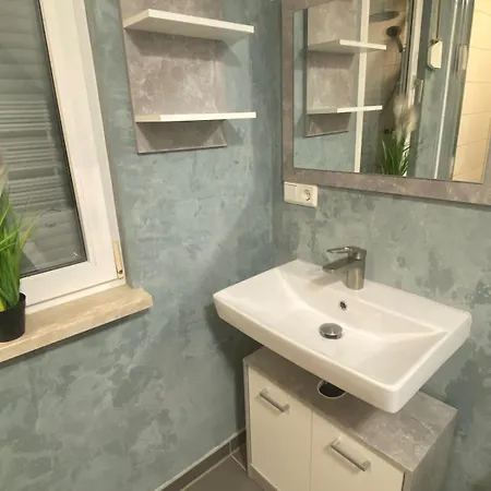 Apartment Wunderschoenes Haus Am Waldrand 1 *