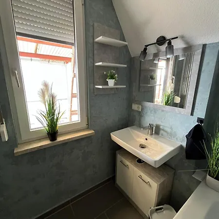 Apartment Wunderschoenes Haus Am Waldrand 1 *