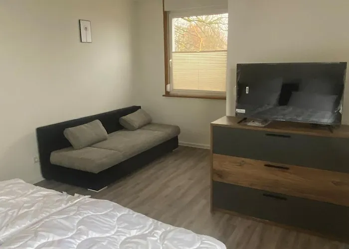 Apartment Wunderschoenes Haus Am Waldrand 1